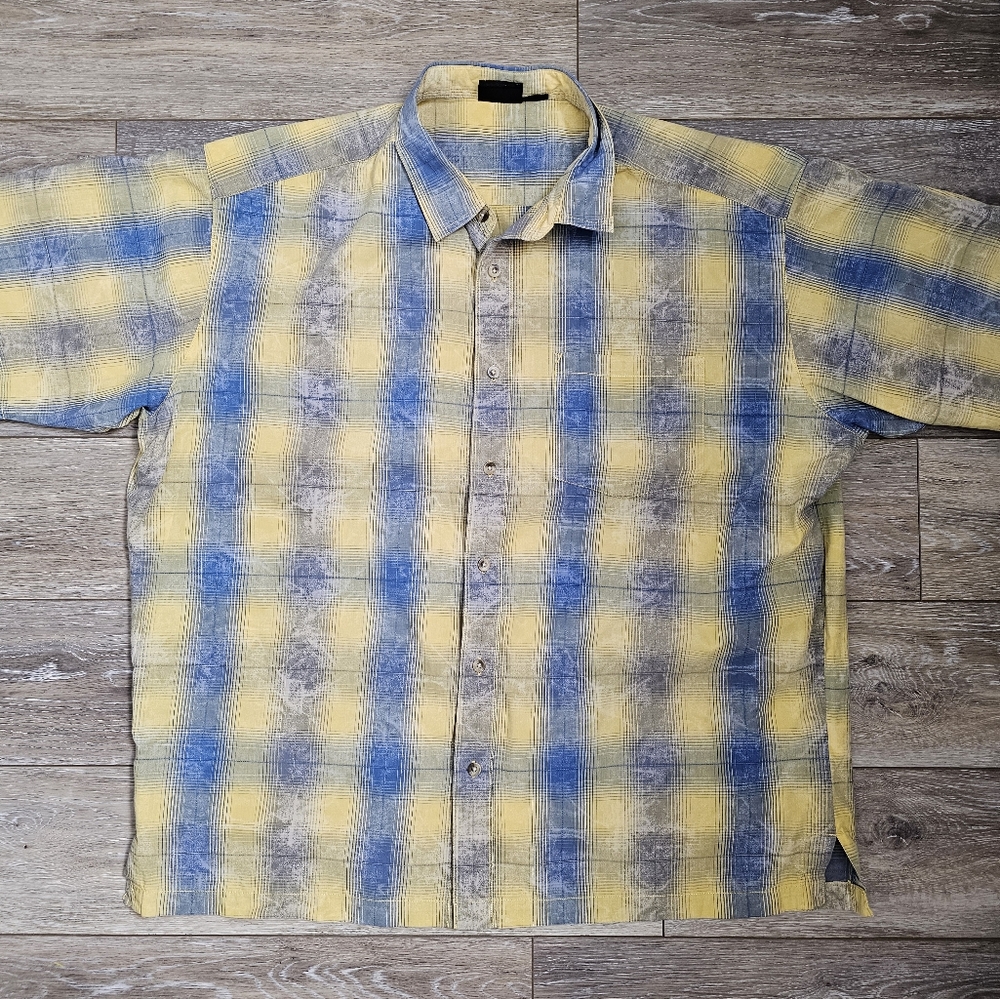 Mens mountain hardwear button down shirt Sz XL